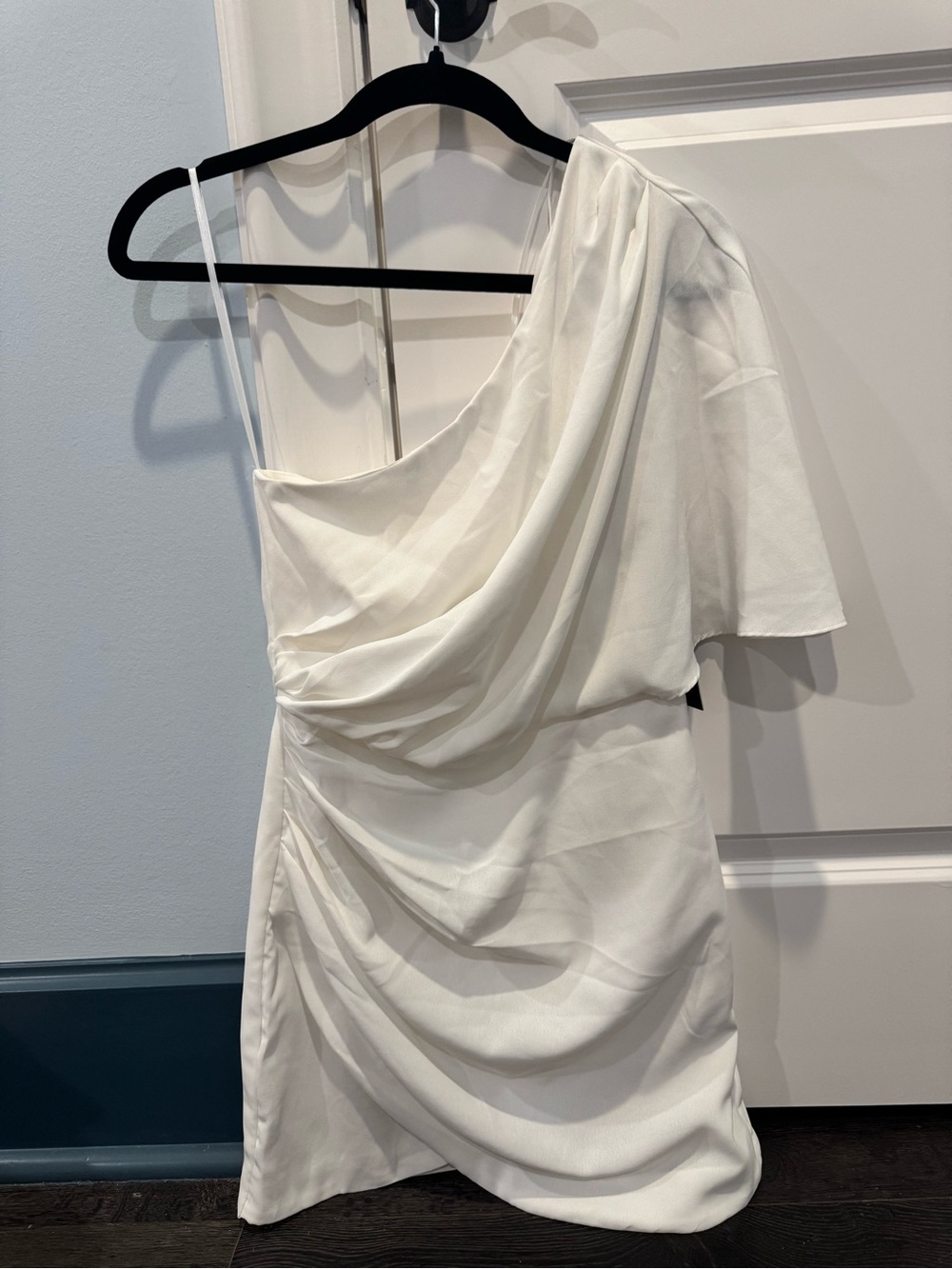 DO+BE One-Shoulder White Draped Mini Dress